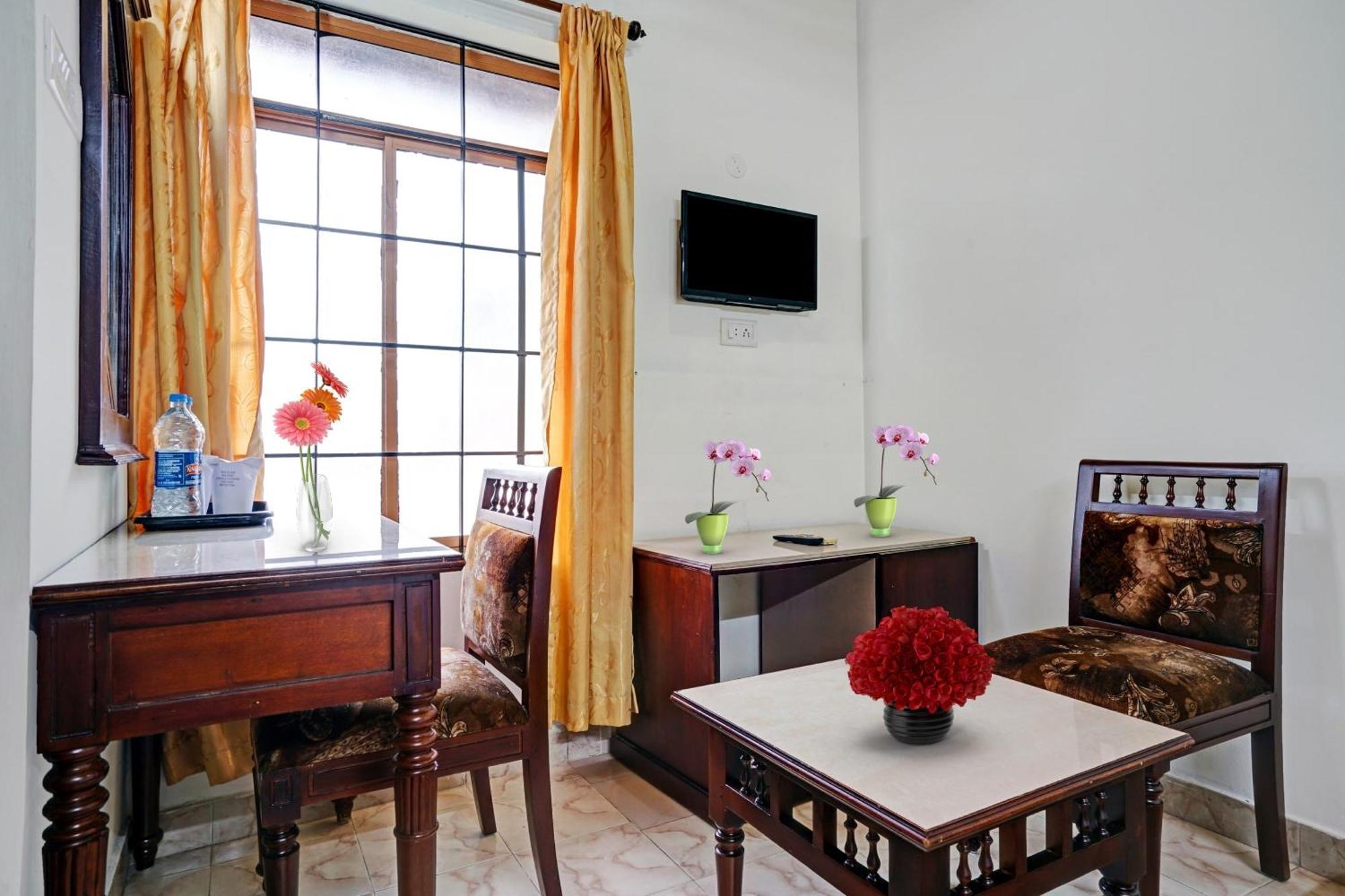 Palette - Pagoda Resorts Alappuzha Exterior photo